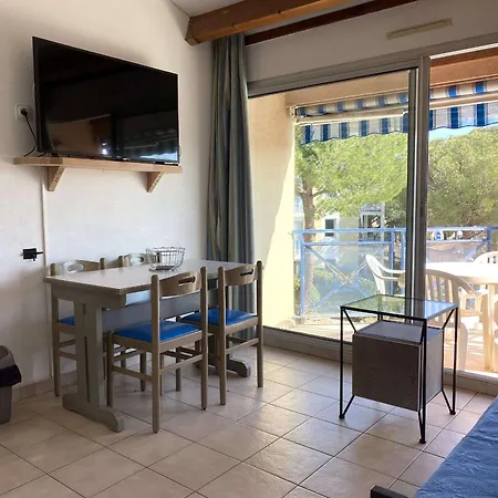2 Pieces En Duplex Avec Terrasse Et Piscine A - Fr-1-553-301 Balaruc-les-Bains