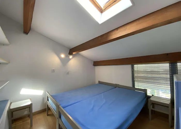 Apartament 2 Pieces En Duplex Avec Terrasse Et Piscine A - Fr-1-553-301